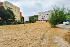 #24078 Area edificabile di 1227 mq in zona residenziale