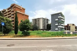#24080 Area edificabile di 1236 mq in zona residenziale