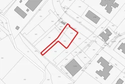 #24076 Area edificabile di 765 mq in zona residenziale