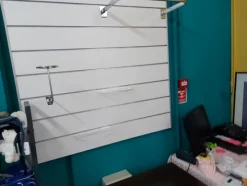 150#7915 Area negozio show room e vani accessori