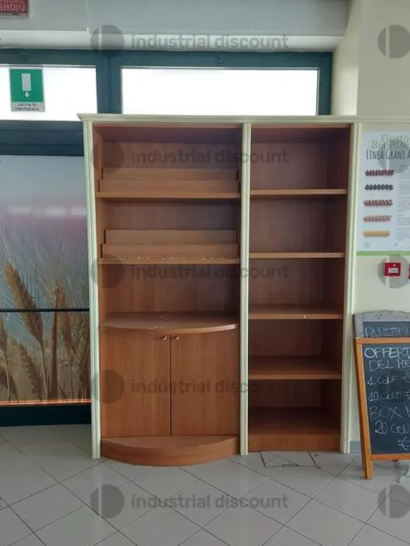 18#8866 Armadiatura espositiva per negozio