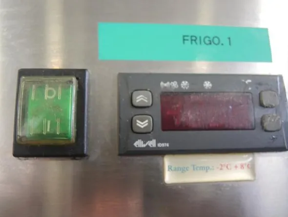 32#4128 Armadio frigo