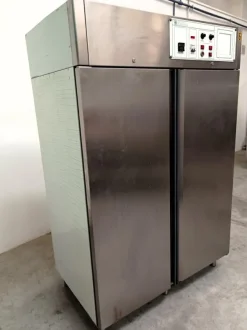 ARMADIO TERMOSTATICO – LABCO (COD. LAB-CAM-37)