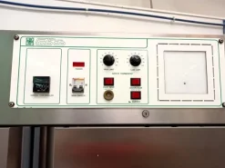 ARMADIO TERMOSTATICO – LABCO (COD. LAB-CAM-37)