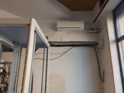 2#8257 Armadi server rack e componenti elettroniche