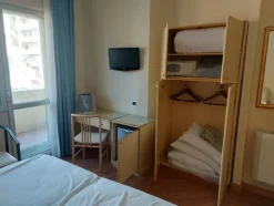 3#8402 Arredamento camere hotel