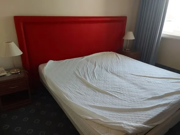 4#8402 Arredamento camere hotel