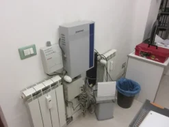 1#6487 Arredamento da ufficio e attrezzature elettroniche