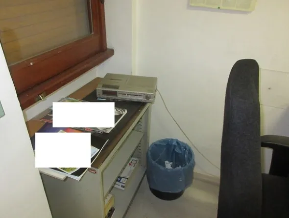 1#6487 Arredamento da ufficio e attrezzature elettroniche