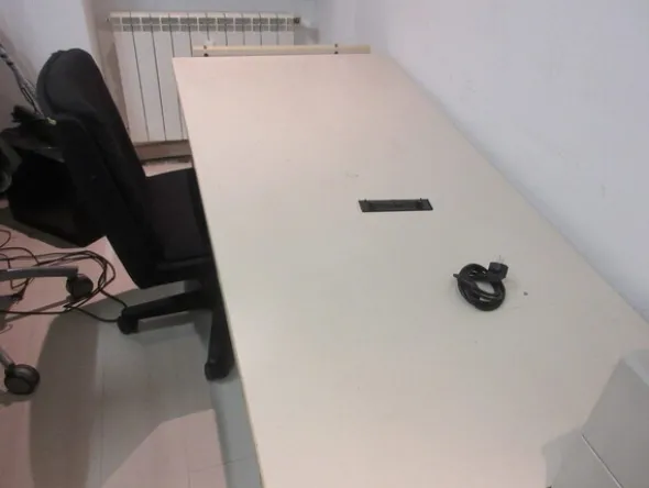 1#6487 Arredamento da ufficio e attrezzature elettroniche