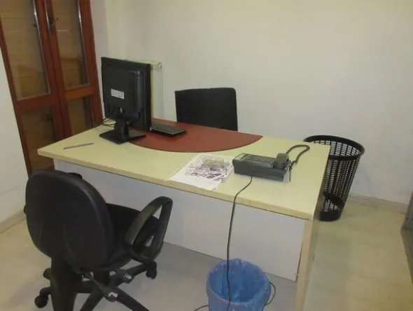 1#6487 Arredamento da ufficio e attrezzature elettroniche