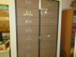 1#6487 Arredamento da ufficio e attrezzature elettroniche