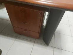 46#8179 Arredamento da ufficio e macchine elettroniche