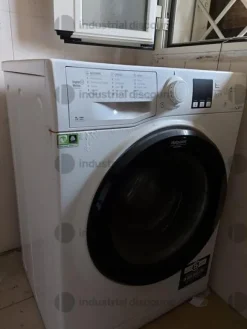 1#9057 Arredamento da ufficio e per abitazione