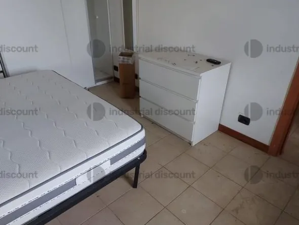 1#9057 Arredamento da ufficio e per abitazione