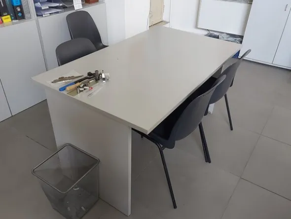 66#7717 Arredamento da ufficio e periferiche