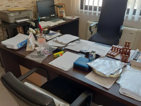 66#7717 Arredamento da ufficio e periferiche