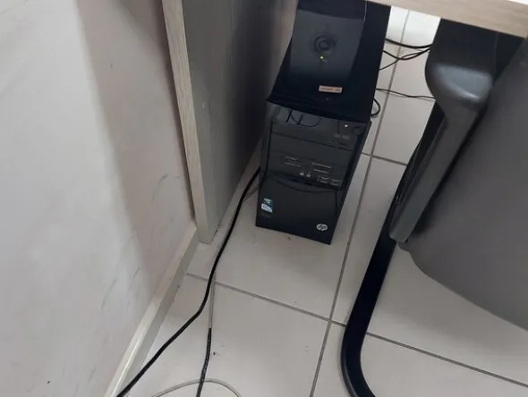66#7717 Arredamento da ufficio e periferiche