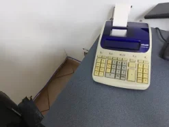 1#7967 Arredamento e attrezzatura da ufficio