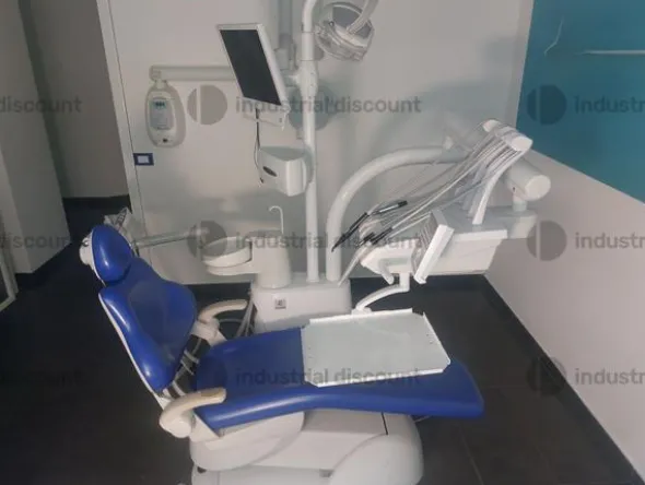 1#10114 Arredamento e attrezzatura odontoiatrica