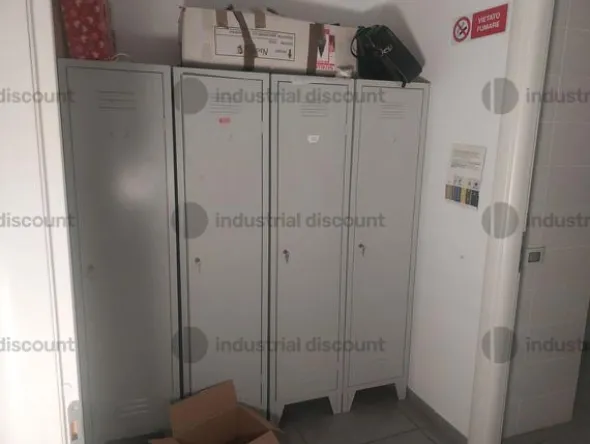 1#10114 Arredamento e attrezzatura odontoiatrica