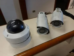 7#7555 Arredamento e attrezzature