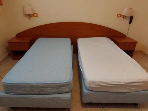1#8644 Arredamento e beni per struttura turistico alberghiera