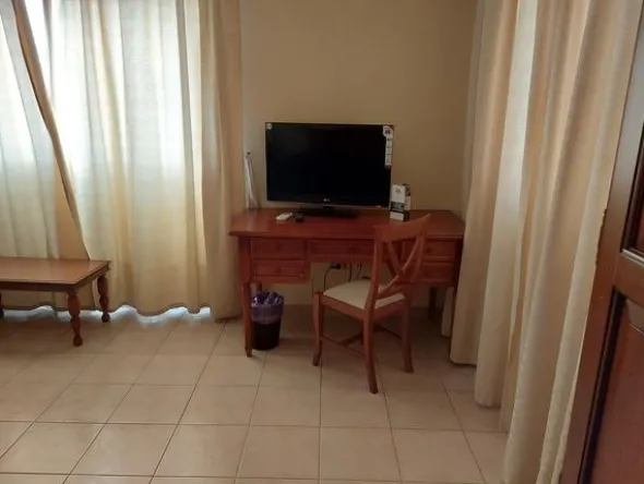 1#8644 Arredamento e beni per struttura turistico alberghiera