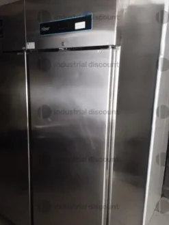 2#8919 Arredamento ed accessori laboratorio pasticceria