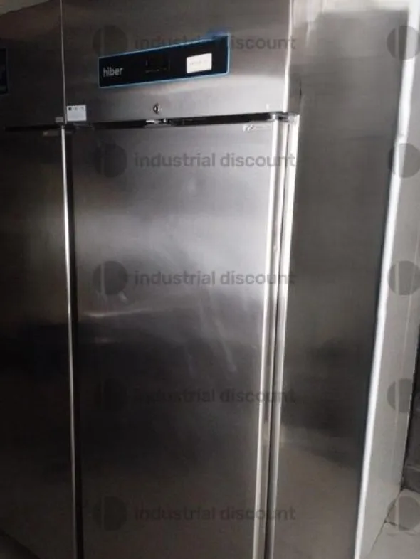 2#8919 Arredamento ed accessori laboratorio pasticceria