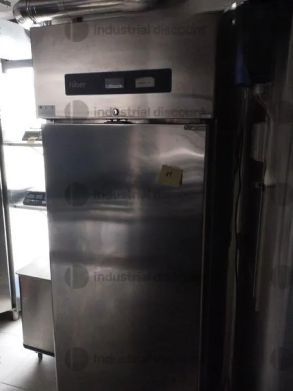 2#8919 Arredamento ed accessori laboratorio pasticceria