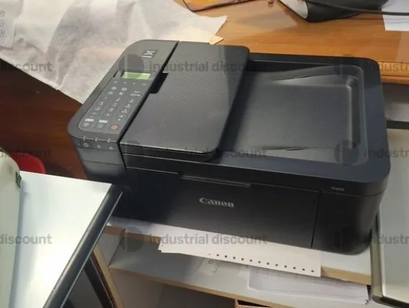 14#9883 Arredamento ed attrezzature per laboratorio calzaturiero