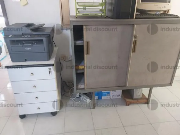 3#8807 Arredamento ed attrezzature per ufficio