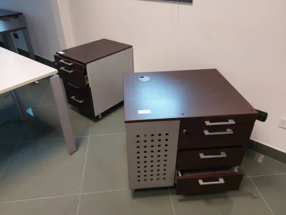 5#77142 Arredamento ed attrezzature per ufficio