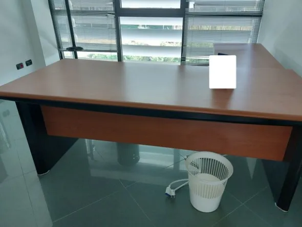 5#77142 Arredamento ed attrezzature per ufficio