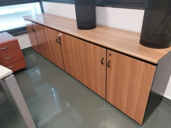 5#77142 Arredamento ed attrezzature per ufficio