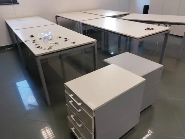 5#77142 Arredamento ed attrezzature per ufficio