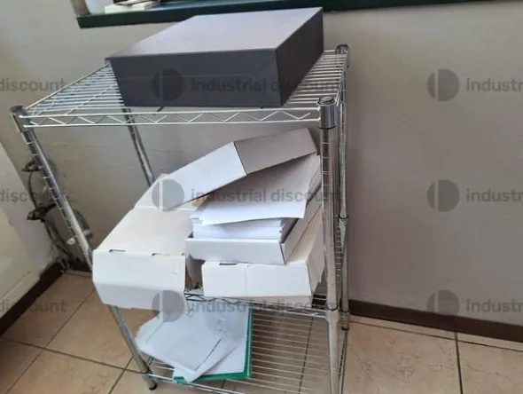 2#9795 Arredamento e macchine elettroniche da ufficio