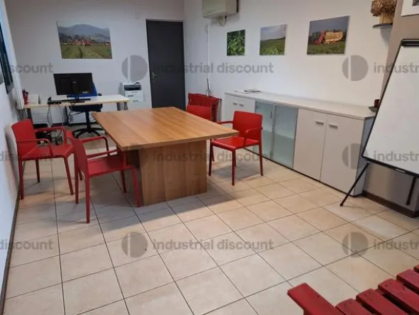 2#9795 Arredamento e macchine elettroniche da ufficio