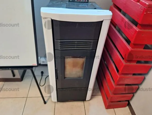 2#9795 Arredamento e macchine elettroniche da ufficio