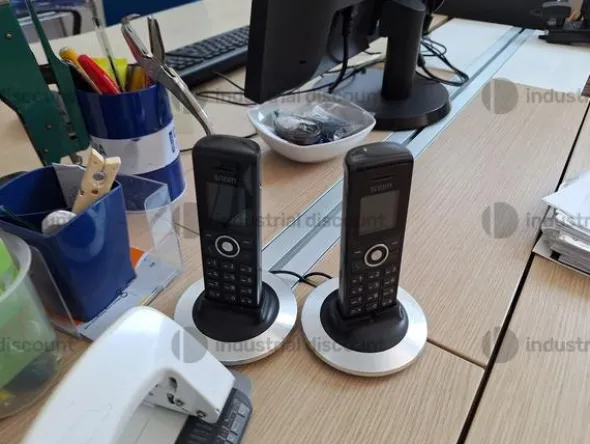 2#9795 Arredamento e macchine elettroniche da ufficio