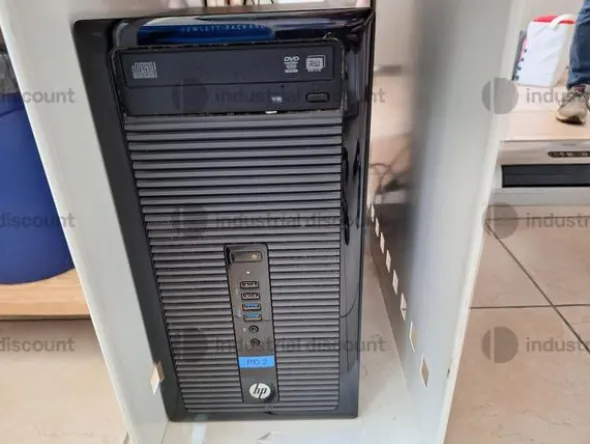 2#9795 Arredamento e macchine elettroniche da ufficio
