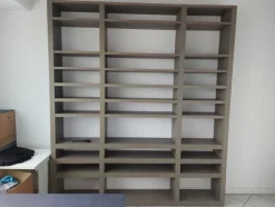 82#8616 Arredamento e mobilio per abitazione