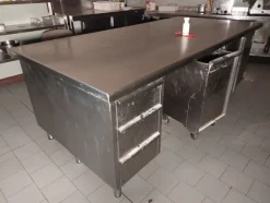4#8059 Arredamento laboratorio pasticceria