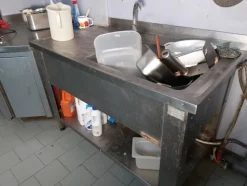 4#8059 Arredamento laboratorio pasticceria