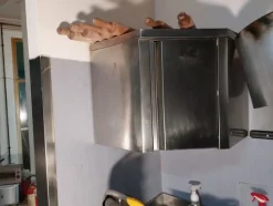 4#8063 Arredamento laboratorio pasticceria