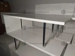 7#8952 Arredamento negozio