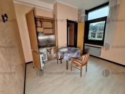 2#8869 Arredamento per albergo