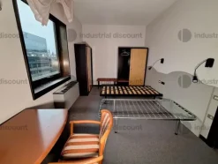 2#8869 Arredamento per albergo