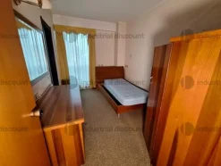 3#8869 Arredamento per albergo e materiale di ricambio